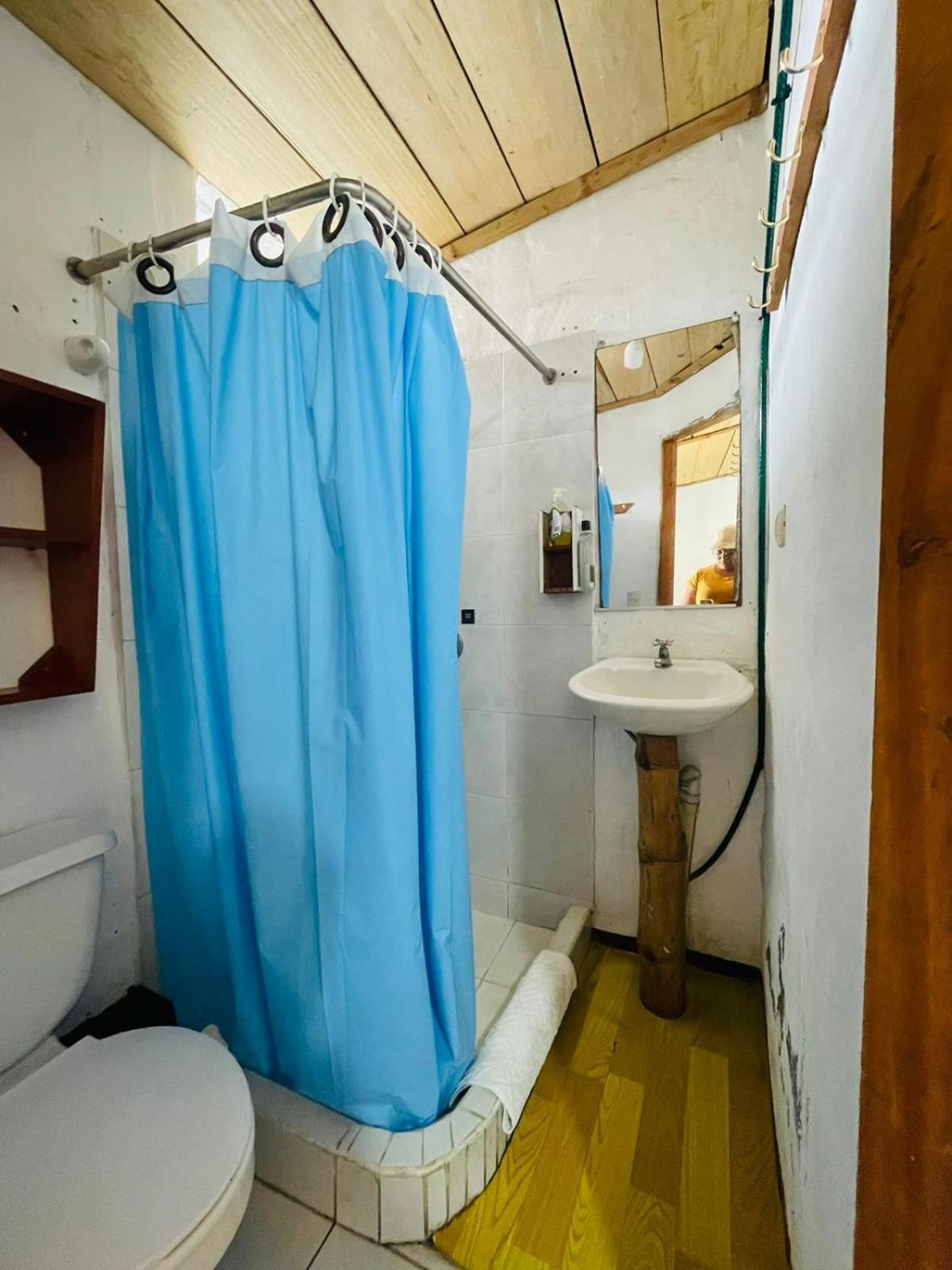 Hostal Darwin Puerto Ayora  Extérieur photo