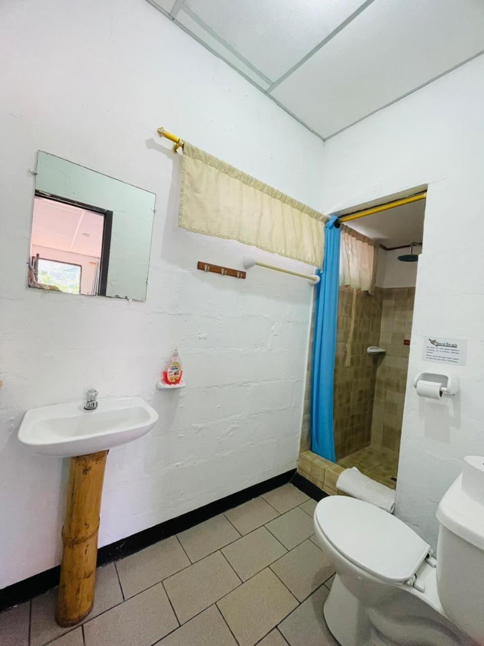 Hostal Darwin Puerto Ayora  Extérieur photo