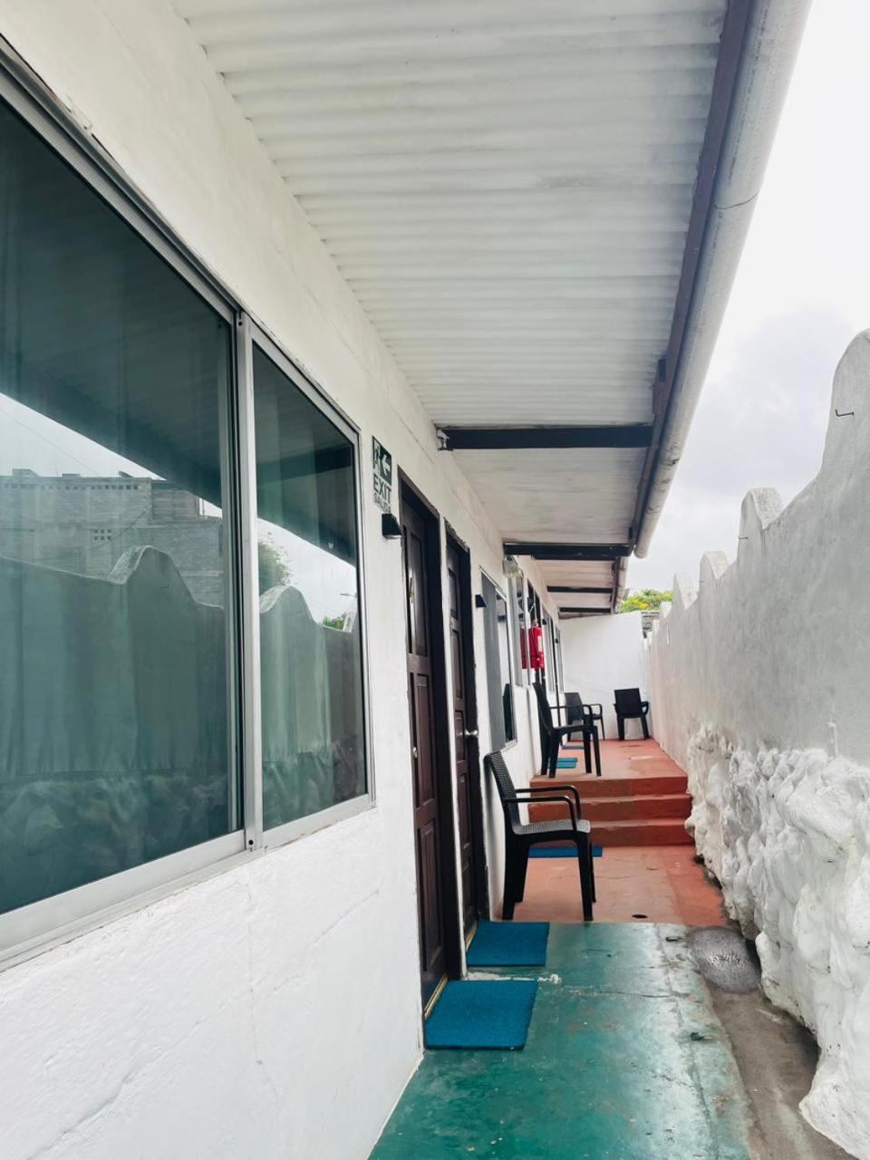Hostal Darwin Puerto Ayora  Extérieur photo